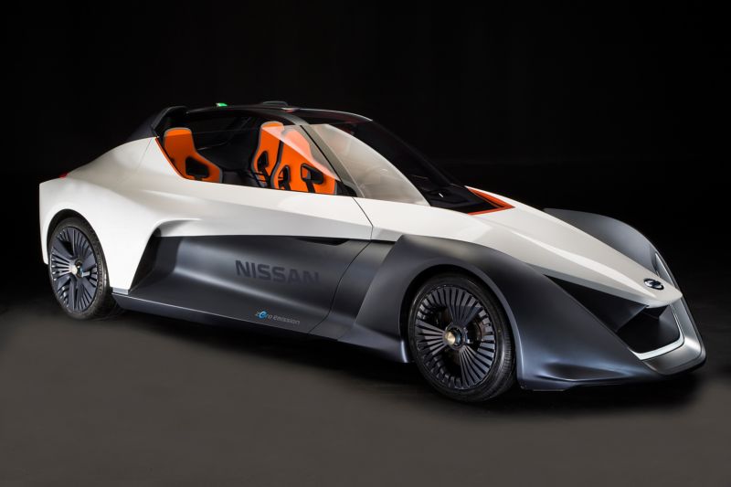 Elektromobil Nissan BladeGlider.