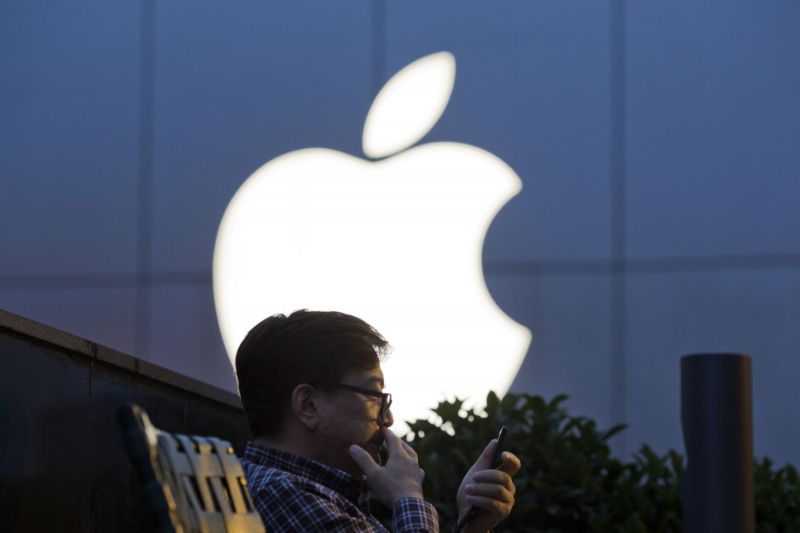 Americký technologický gigant Apple zaplatil za převzetí firmy Turi zhruba 200 milionů dolarů.