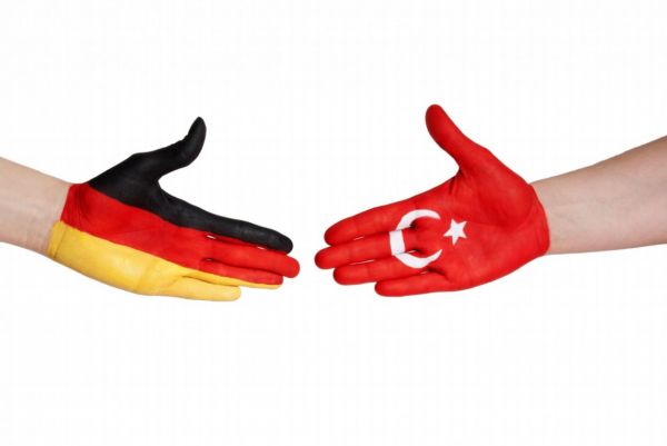Jsou Turci žijící v Německu loajální ke spolkové republice nebo k Turecku?