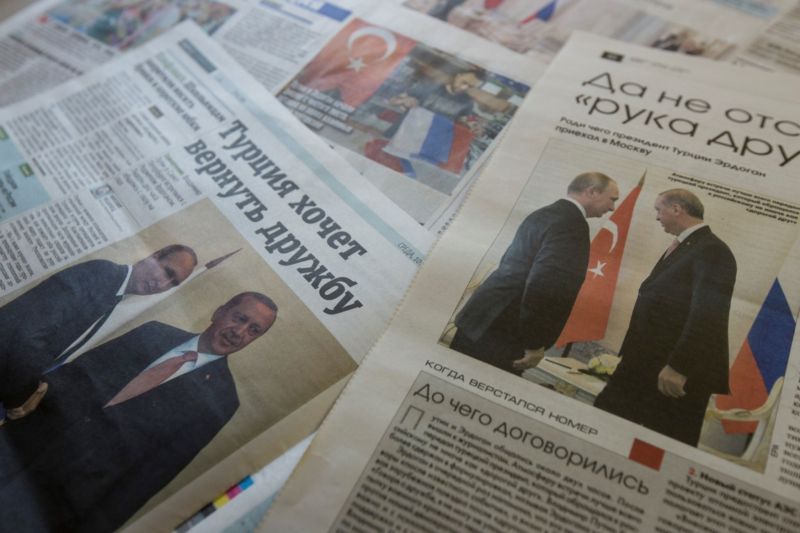 Ruský tisk komentuje setkání ruského prezidenta Putina s tureckým prezidentem Erdoganem. Ruský tisk komentuje setkání ruského prezidenta Putina s tureckým prezidentem Erdoganem.