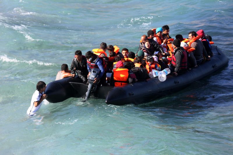 Podle řeckého štábu pro uprchlíky se v posledních dnech mírně zvýšil počet migrantů, kteří připluli k řeckému pobřeží (ilustrační foto).