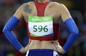 Denisa Rosolová v semifinále olympijské čtyřstovky.