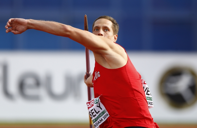 Kompletní trojice českých oštěpařů postoupila do finále olympijských her v Riu. Na snímku Vítězslav Veselý.