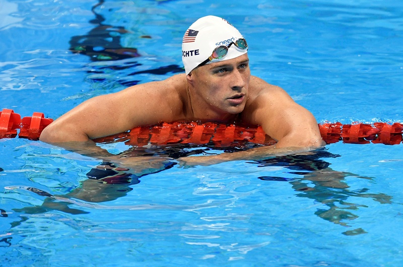 Americký olympijský výbor (USOC) se oficiálně omluvil Brazilcům za chování čtveřice plavců v čele s hvězdným Ryanem Lochtem. 