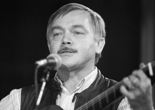 Karel Kryl. Karel Kryl.