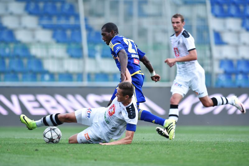 Fotbalisté Hradce Králové si poradili s Jihlavou.