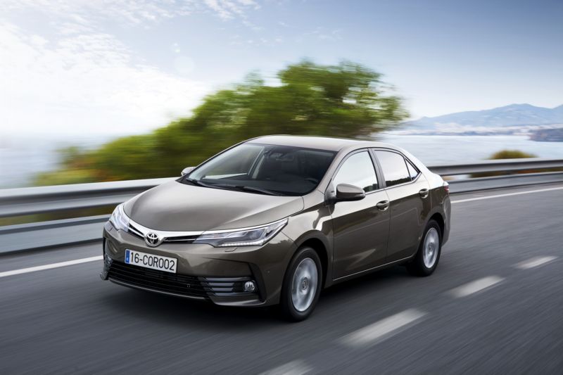Inovací exteriéru oslavuje model Corolla kulaté jubileum.