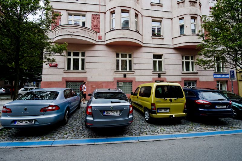 Nové parkovací zóny v Praze (ilustrační foto).