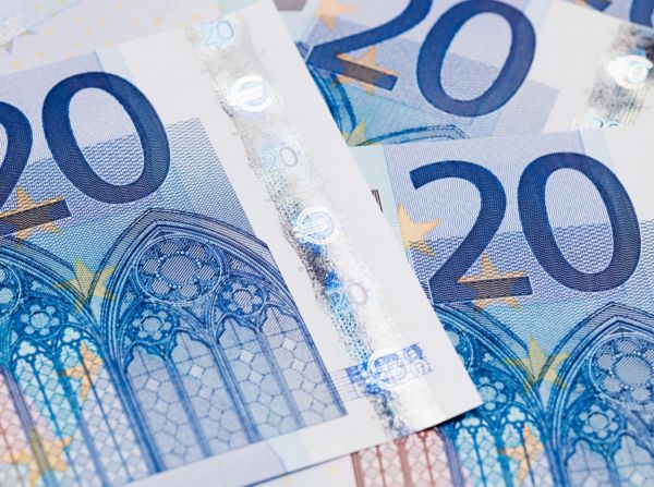 Pro země střední a východní Evropy je k dispozici zhruba 190 miliard eur.