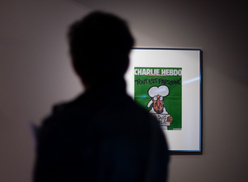 Proti švagrovi jednoho z útočníků na Charlie Hebdo začalo vyšetřování.