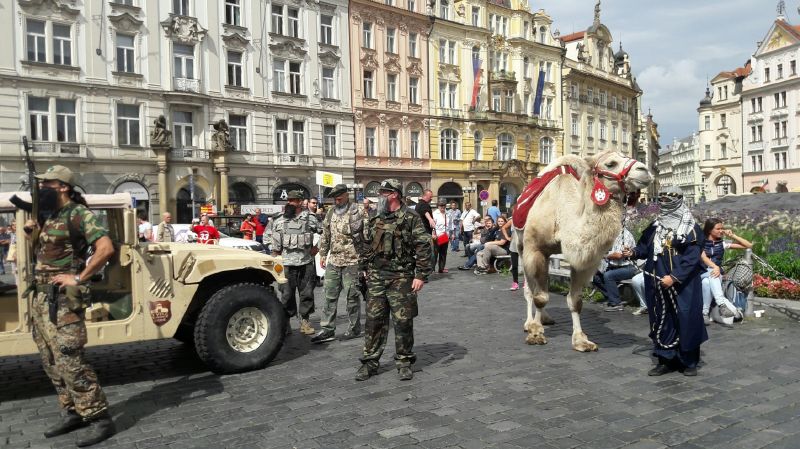 Konvičkova akce na Staroměstském náměstí v Praze.