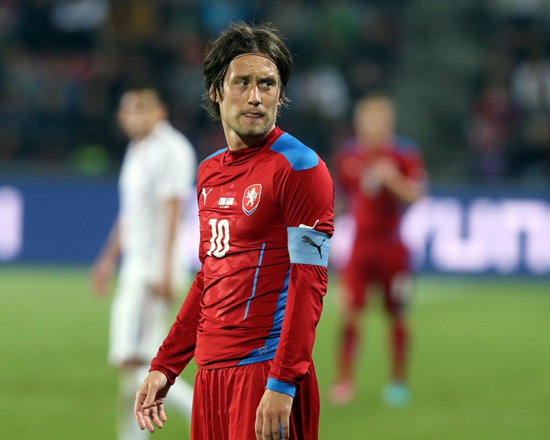 Tomáš Rosický je prý blízko návratu do Sparty.