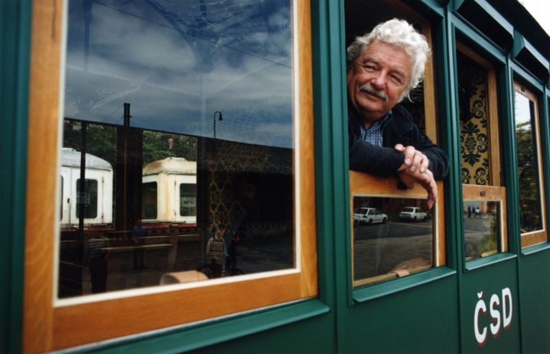 Expres Jára Cimrman. 
