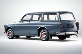 Volvo 221 Amazon.