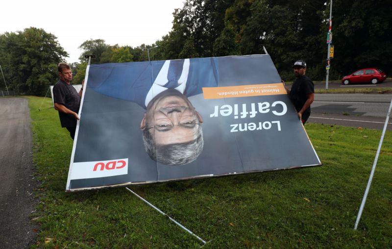 Sílí tlak na německou kancléřku Merkelovou (ilustrační foto). Sílí tlak na německou kancléřku Merkelovou (ilustrační foto).