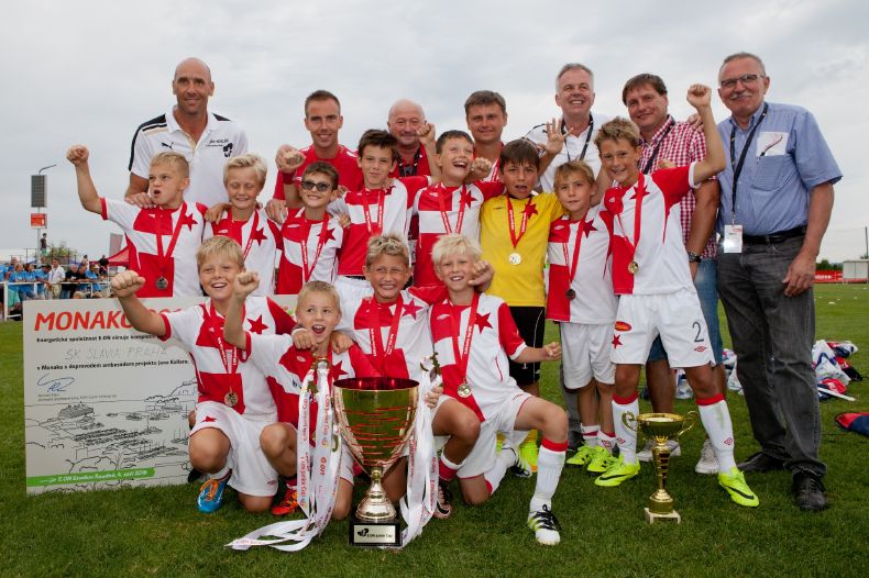 Radost vítězů ze Slavie Praha.