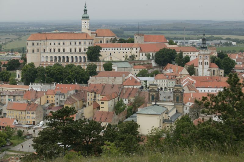 Na snímku historické město Mikulov.