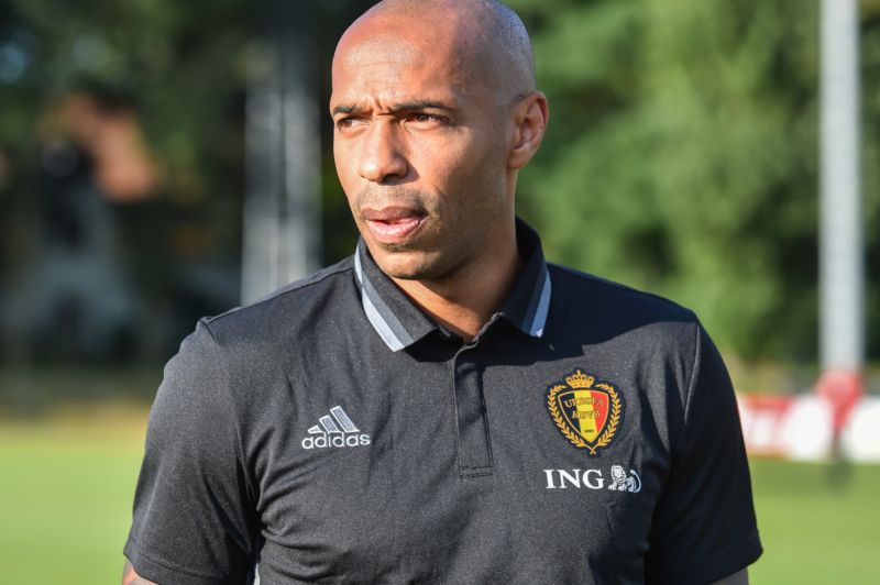 Thierry Henry již jako asistent trenéra belgické reprezentace.
