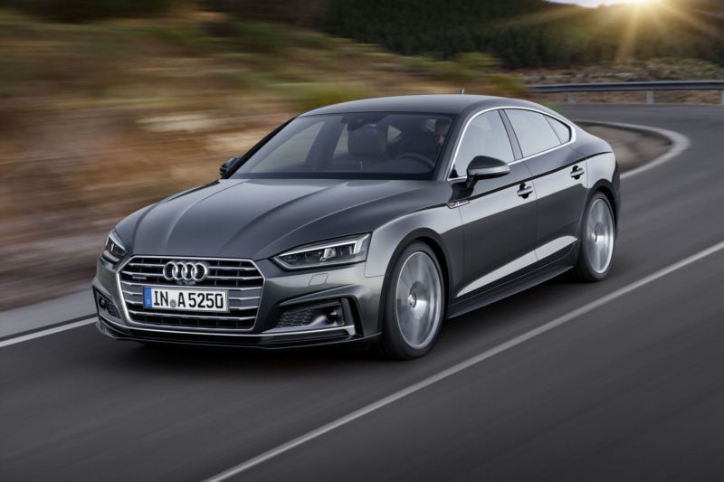 Druhá generace pětidveřového kupé Audi A5 Sportback.