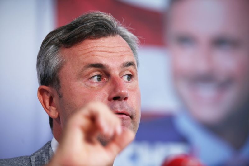 Kandidát na rakouského prezidenta Norbert Hofer. Kandidát na rakouského prezidenta Norbert Hofer.