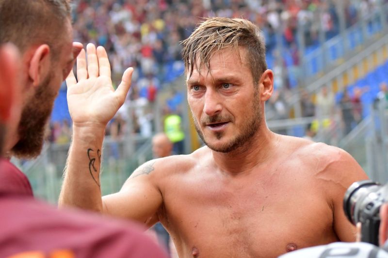 Francesco Totti po zápase, ve kterém rozhodnul.