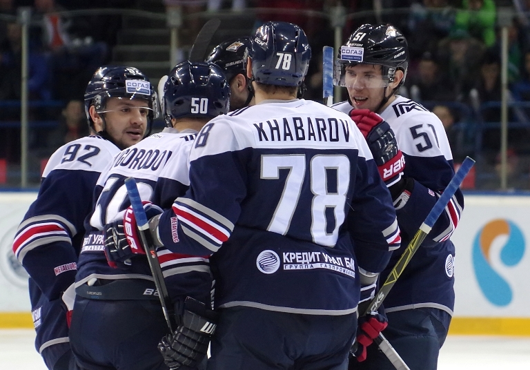 Hokejisté Metallurgu porazili Dinamo Minsk, Mozjakin vstoupil do dějin. 