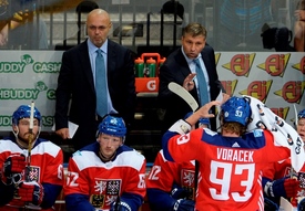 "Je to zorganizované výborně. Videa mají úroveň, detaily hlavně na začátku sezony budou rozhodovat zápasy. Může se stát jedna dvě chyby a to může rozhodnout zápas a popřípadě celý turnaj. Příprava je velmi detailně založená a doufám, že nám to pomůže," uvedl Voráček.