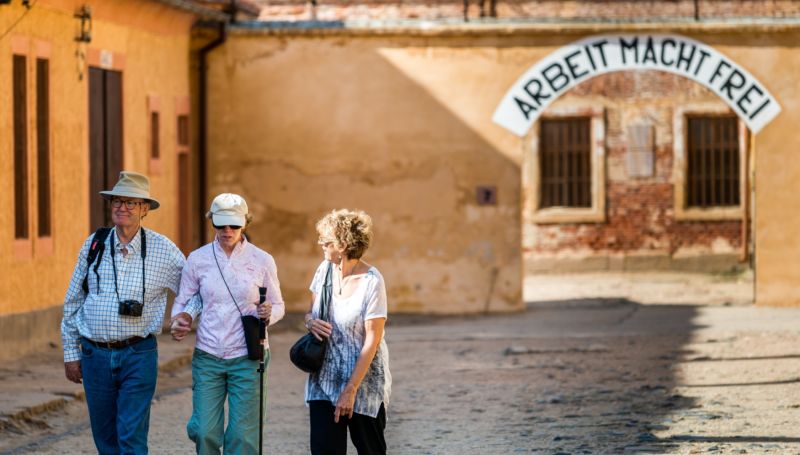 Koncentrační tábor Terezín. Festival připomene tvorbu umělců, která byla ztracena v souvislosti s holokaustem.