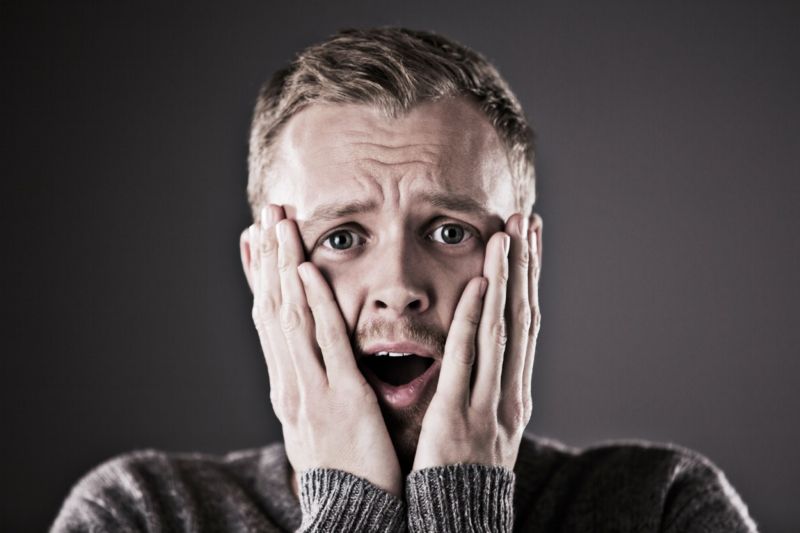 Mezi základní emoce patří radost, smutek, strach, hněv, znechucení a překvapení. Mezi základní emoce patří radost, smutek, strach, hněv, znechucení a překvapení.
