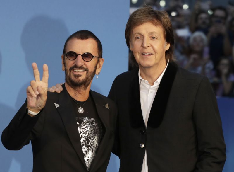 Poslední žijící členové The Beatles. Zleva: Ringo Starr a Paul Mccartney.
