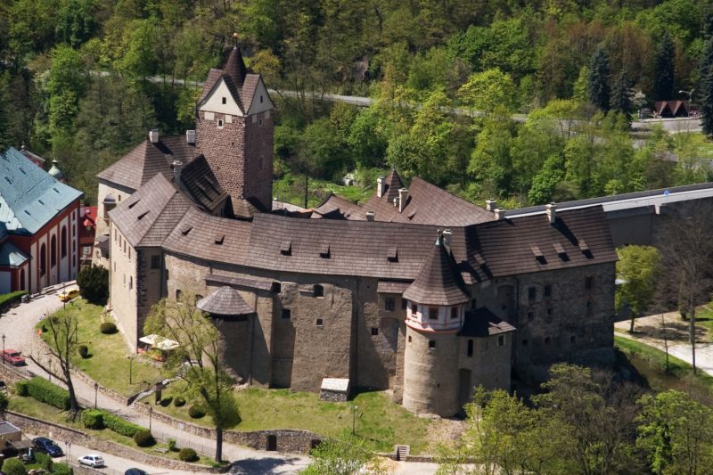 Loni hrad Loket navštívilo přes 105 tisíc lidí. Loni hrad Loket navštívilo přes 105 tisíc lidí.