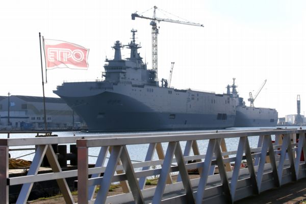 Vrtulníková loď Mistral.