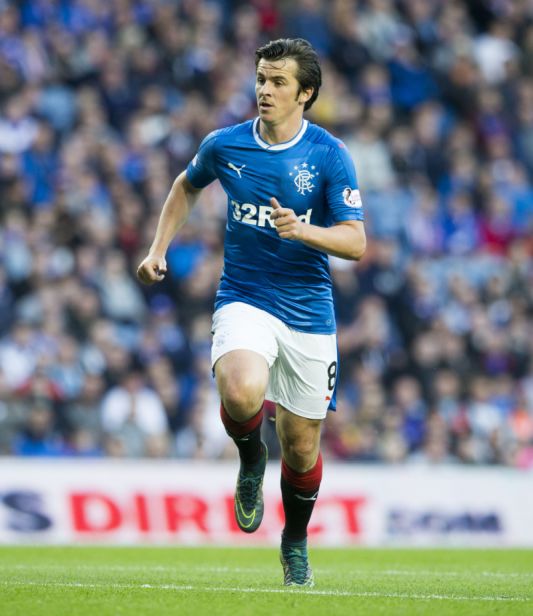 Joey Barton v dresu Glasgow Rangers.