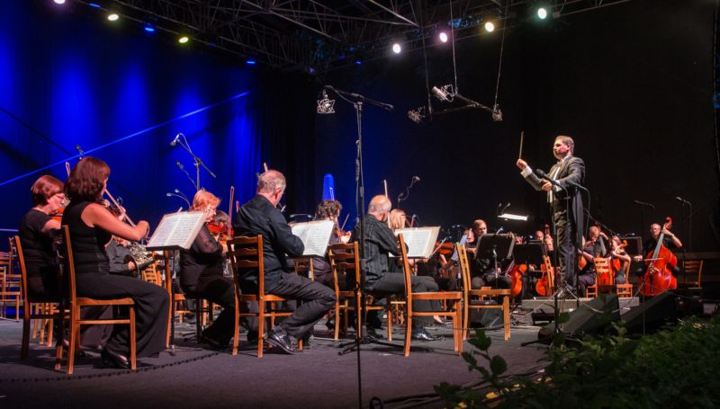 Moravská filharmonie Olomouc na Mezinárodním hudebním festivalu Petra Dvorského.