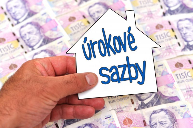 V srpnu klesla průměrná úroková sazba (ilustrační foto).