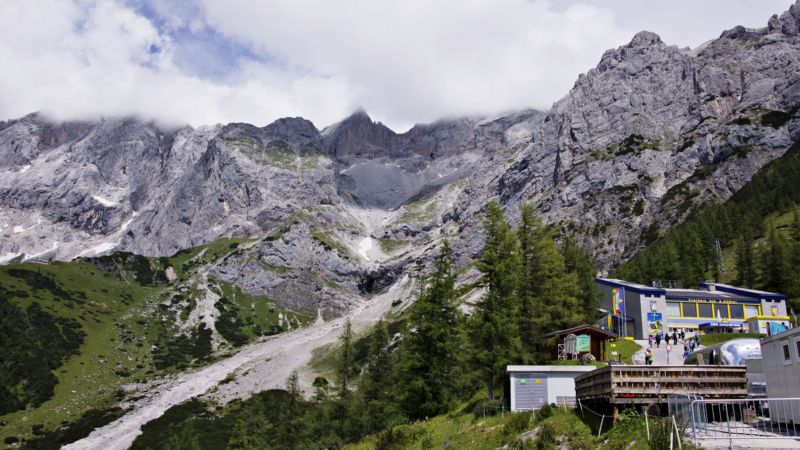 Rakouská hora Dachstein.