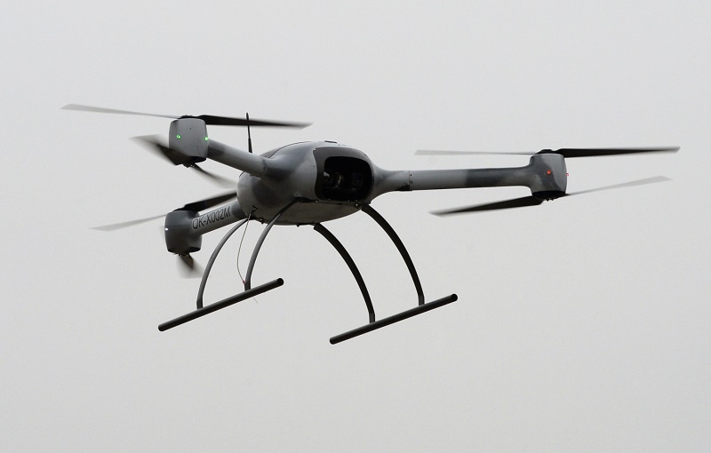 Dron. 
