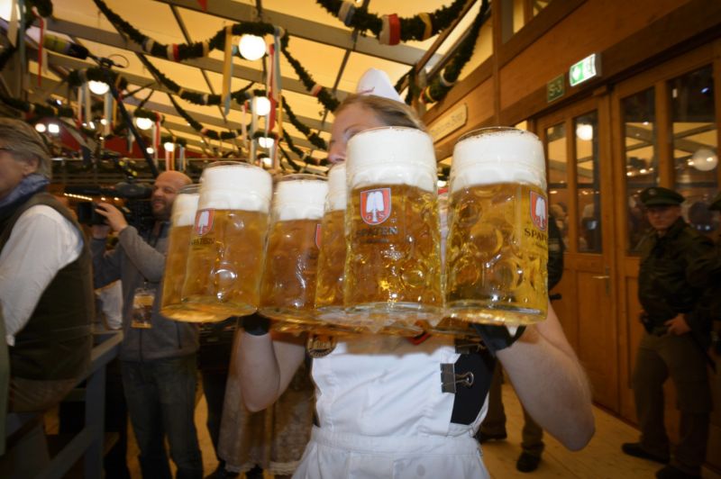 Žluté lázně hostí o tomto víkendu Pražský Oktoberfest.