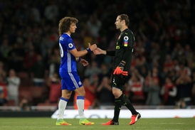 Arsenal porazil v londýnském derby Chelsea, Čech vychytal nulu.