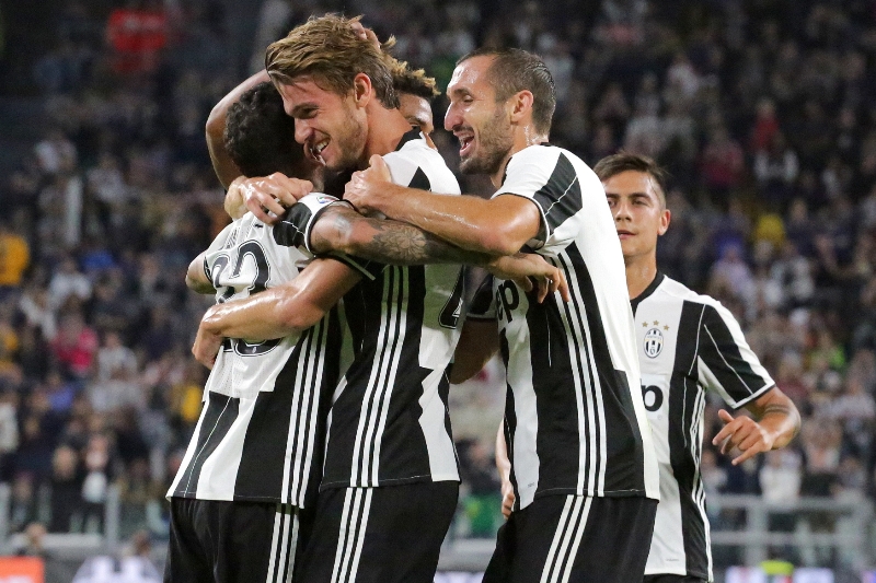 Juventus porazil Palermo a zůstane v čele italské ligy. 
