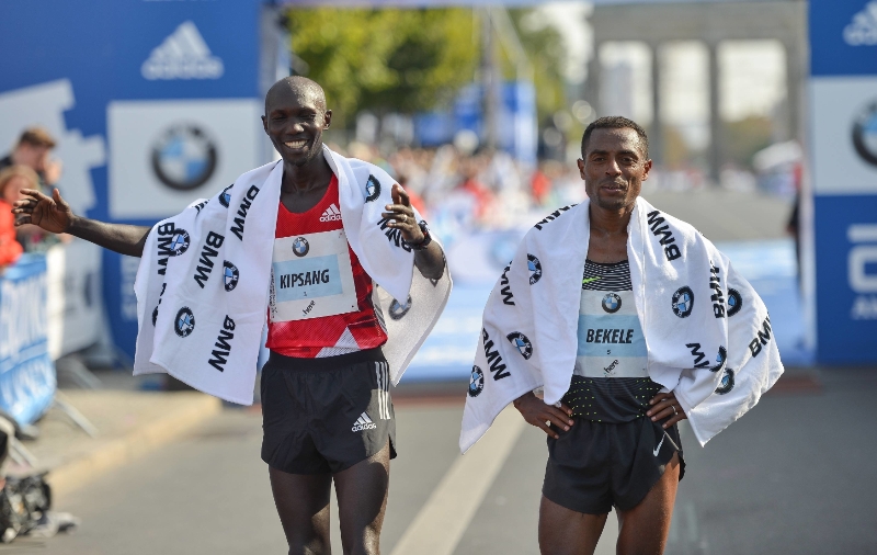 Kenenisa Bekele vyhrál Berlínský maraton v druhém nejrychlejším čase historie.