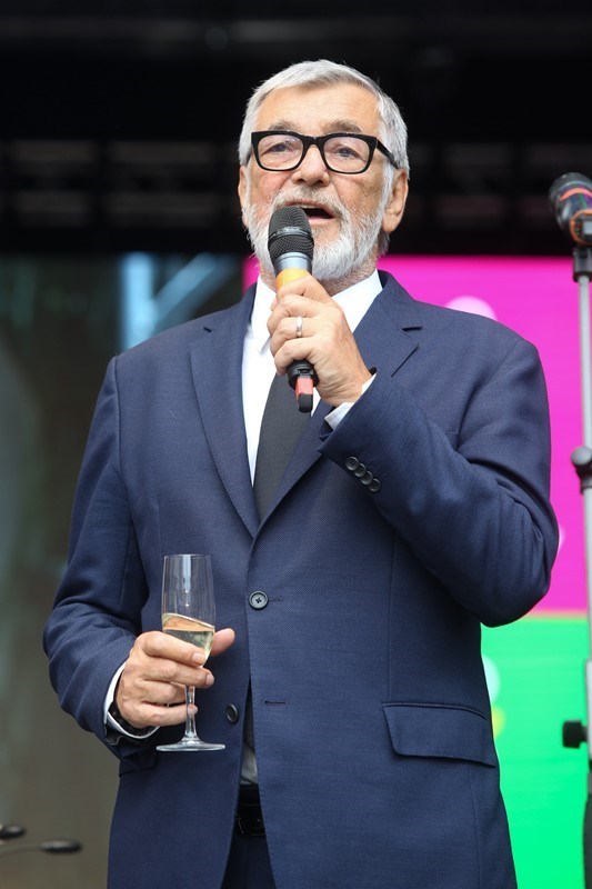 Jiří Bartoška. 
