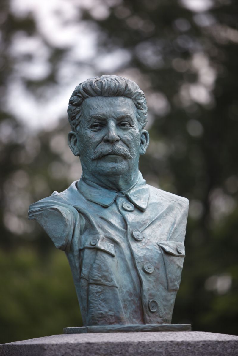 Josif Vissarionovič Stalin (busta).