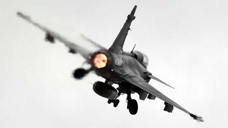 Stíhačka JAS-39 Gripen. 