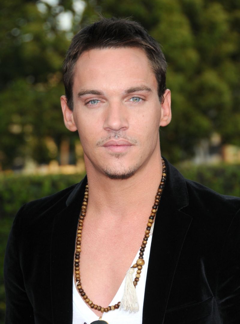 Jonathan Rhys Meyers bude otcem.