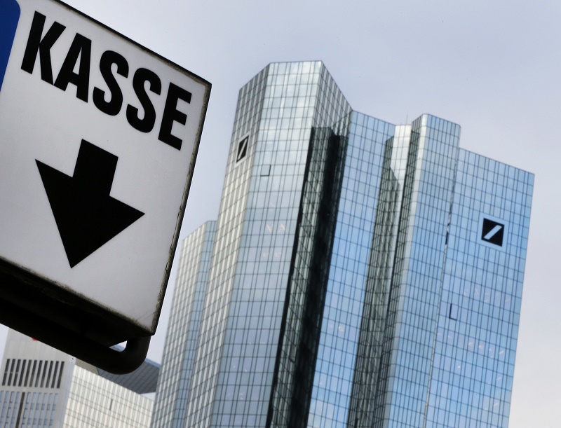 Deutsche Bank se nedaří. 