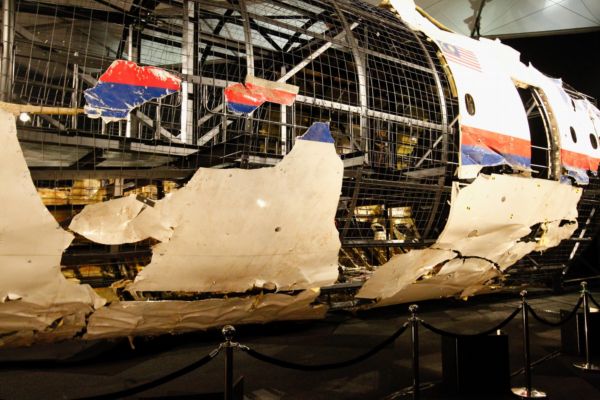 Trosky letu MH17.