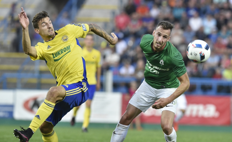 Srbský fotbalista Zlína Vukadin Vukadinovič.