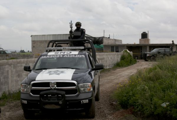 Mexická policie nalezla v okolí jezera Chapala 13 mrtvých.