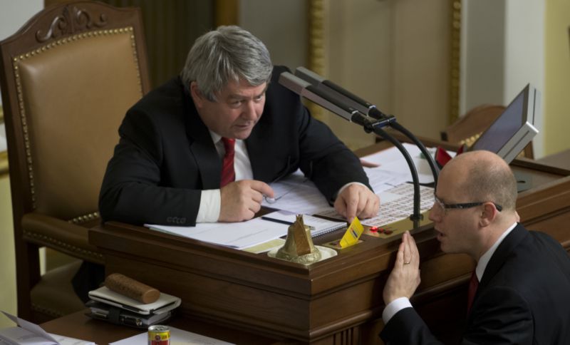 Komunista Filip a sociální demokrat Sobotka.